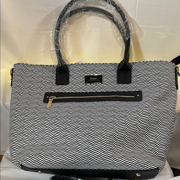 Trina Turk Black and White Chevron Tote - Picture 1 of 8